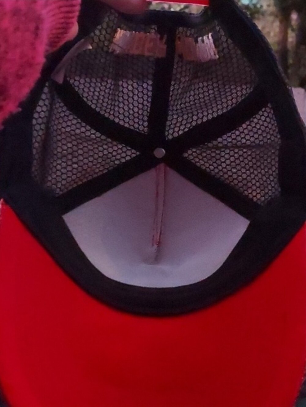 DC COMICS "Wonder Woman" 💥💫💥Trucker Hat (Red, Black & Gold) - Picture 6 of 8
